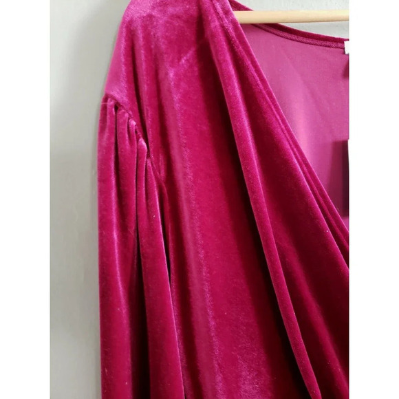 DKNY Dress Women’s 4X Burgundy Velvet Long Sleeve Surplice Neckline Belted New - Picture 4 of 11